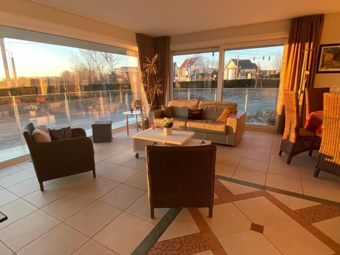 Sunnyside-Of-Thesea - With Open View On Nature, Big Terraces All Around - Very Close To Sea, Beach, Stores, Restaurants & Beach Bars Nieuwpoort Exteriér fotografie